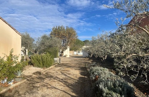 Vedene Hotel | BED AND BREAKFAST 10 MINUTES FROM AVIGNON