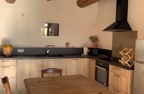 Domessargues Bed & Breakfast | Bed and breakfast/gîte with SPA (Massages on reservation)