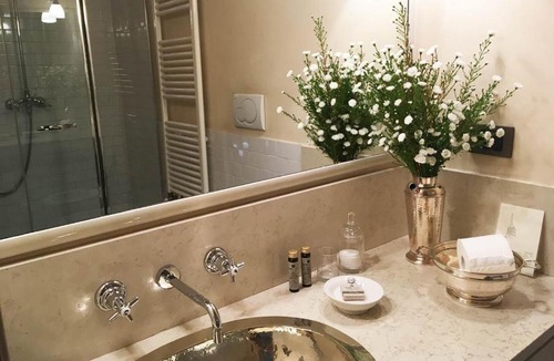 Vanchiglia Bed & Breakfast | BedandEx