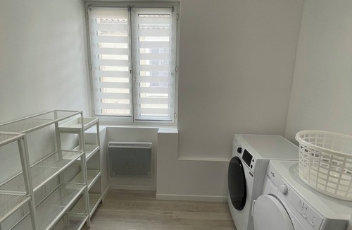 Faubourg Apartment | Bel Appartement Cosy Proche de la Maison Carrée, Idéal Pour une Famille
