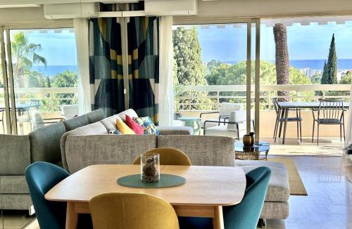 California - Pezou Apartment | Bella vista luxe 2 chambres