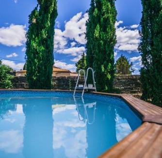 Saint-Quentin-la-Poterie House | Belle villa provençale - familiale - Grand terrain
