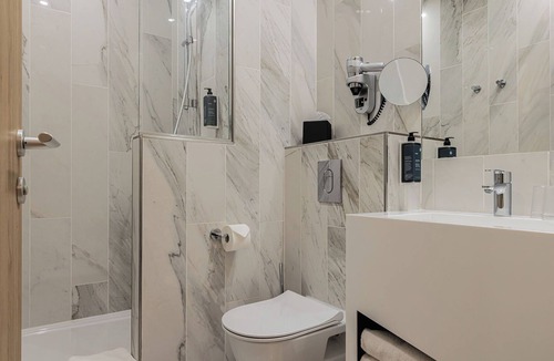 Gares Hotel | Best Western Plus Hotel Comedie Saint-Roch