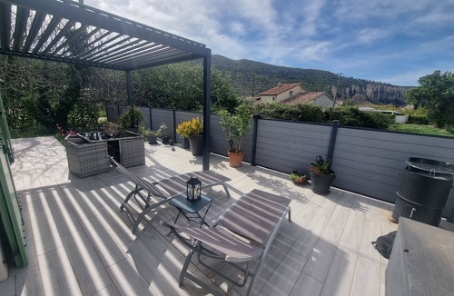 Les Mees House | Bienvenue Aux Rêves Des Mées, Refuge Enchanteur Pour des Vacances Inoubliables