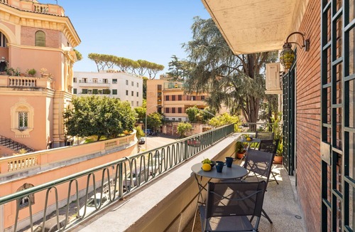 Quartiere III Pinciano Apartment | Bright and Spacious 5BR Apartment in Pariol