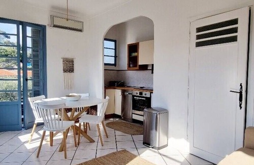 Saint-Jean-Cap-Ferrat Apartment | Bright Appartment, perfect location