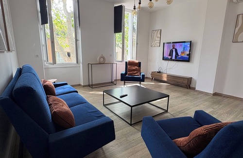 Port-de-Bouc Apartment | Bright apartment near beach and port