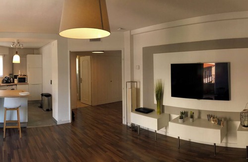 Carnot Apartment | Bright apartment near center and beaches