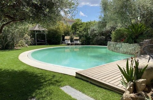 Saint-Barnabe Villa | Bright architect villa on one level