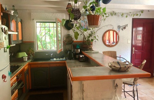 Garrigues Villa | Bright artist's villa, private saltwater pool, large trees, enclosed grounds