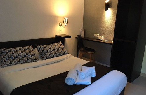 Salon-de-Provence Hotel | Brit Hotel Salon de Provence