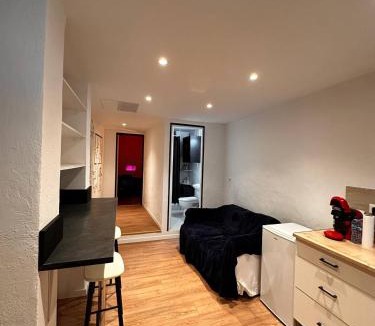 Murviel-les-Beziers Apartment | Cœur de Pierre - Studio Romantique