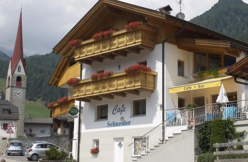 Lappago Bed & Breakfast | Cafe Schneider