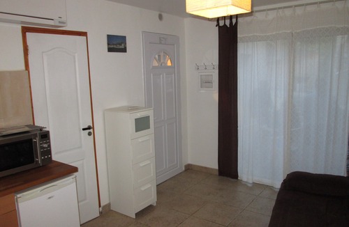 Cassis Apartment | Calanque de port miou studio - 2 minutes walk from the calanque