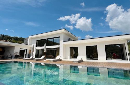 Bandol House | California Baïa Bandol Villa