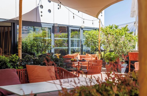 Gares House | Campanile PRIME - Montpellier Centre St Roch