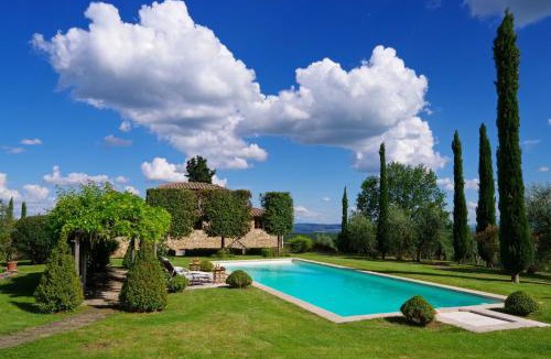 Castelnuovo Berardenga Villa | Camparone Light, ArcenoRentalsClub Magnificent Chianti Villa Exclusive Pool Concierge