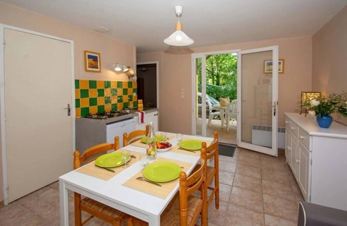 Saignon House | Camping 4 étoiles - Piscine - ccbehhb