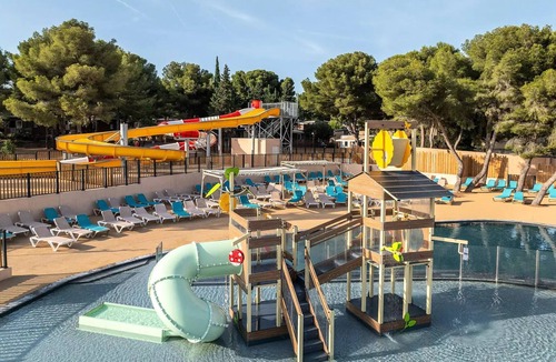 Carry-le-Rouet House | Camping Lou Souleï * - Comfort Mobile Home 4 Rooms 6 People Air Conditioned + TV
