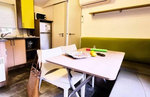 Orgon House | Camping maeva Respire La Vallée Heureuse * - Cozy Mobile Home 3 Rooms 4 People Air Conditioned