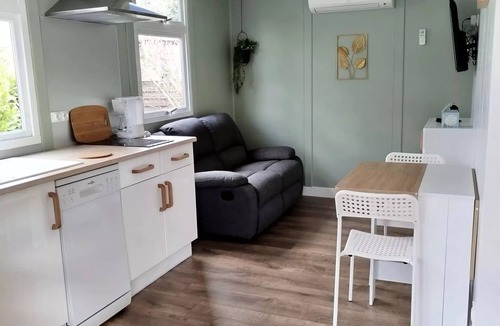 Paluds de Noves Ski Chalet | Camping Verbela Village * - 4-room chalet for 5 people with air conditioning