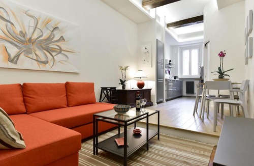 Rione VII Regola Apartment | Campo de' Fiori Brand New Apartment