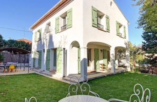 Carnot Villa | Cannes Centre. Villa à 10mn du Palais des Festival