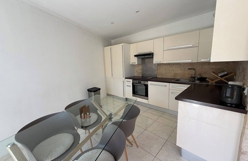 Prado - Republique Apartment | Cannes City Center – Spacious 3-bedroom apartment with a terrace