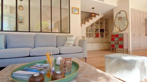 Cap-d'Antibes Villa | Cap D'Antibes Luxury Villa Pool Garden Beach 4 Bedrooms