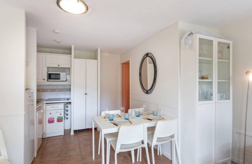 Cavaliere Beach Apartment | Cap Nègre : Domaine de la Pinède by Interhome