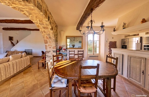 Lorgues Apartment | CASA-Bouchra luxueux apt dans château provençal