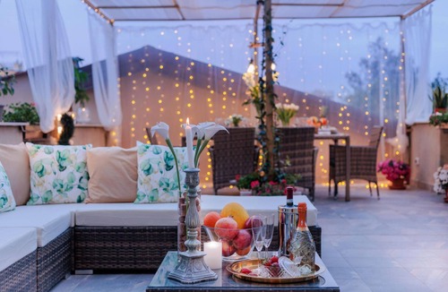 Lucca Historical Center Apartment | Casa Gina Urban Retreat