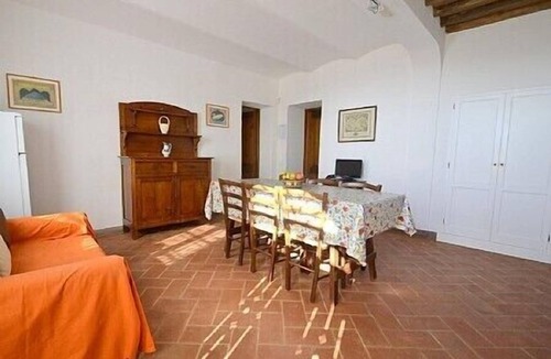 Tavarnelle Val di Pesa House | Casa Katia D: A cozy and welcoming apartment in the characteristic style of the Tuscan countryside, with Free WI-FI.