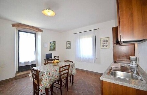 Tavarnelle Val di Pesa House | Casa Katia E: A cozy and welcoming one-story apartment in the characteristic style of the Tuscan countryside, with Free WI-FI.