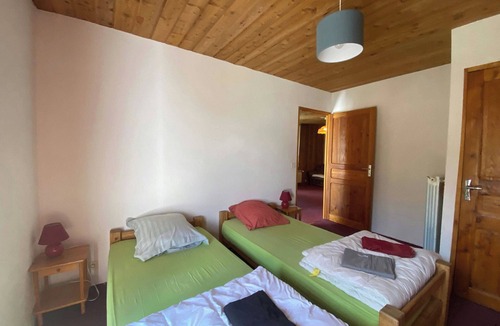 Molines-en-Queyras Bed & Breakfast | CASA-Salon Bocca di Rosa suite pour 6 personnes