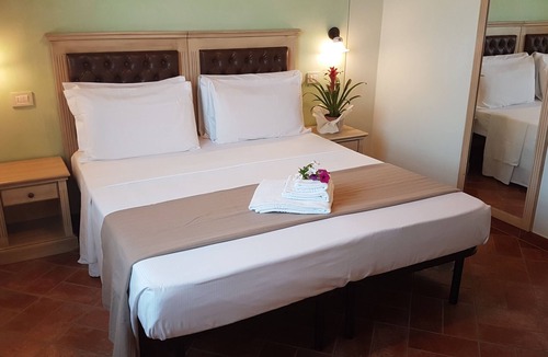 Altopascio House | Casal Sant' Elena