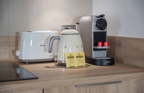 Saint-Tropez City Centre Apartment | CASITA 2- Place des Lices- 2 bedrooms and parking