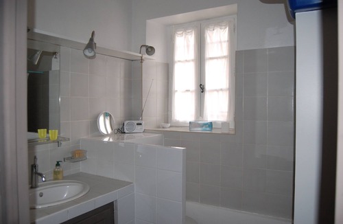 Saint-Quentin-la-Poterie House | Castelnau Nature et Sports, 5 bedrooms for 11.