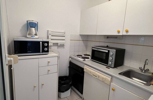 Valras-Plage Apartment | Central 2BR Apartment with Pool, Sleeps 6, Near Beach and Shops