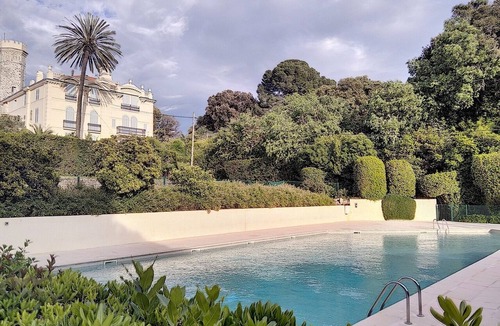 Cap-d'Antibes Apartment | Château de la Pinede Idéal pour un séjour
