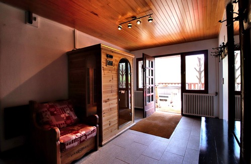 Montgenevre Ski Chalet | CHALET 16/18 PERSONS JACUZZI SAUNA CINEMA ROOM VIEW SLOPES AND MOUNTAINS