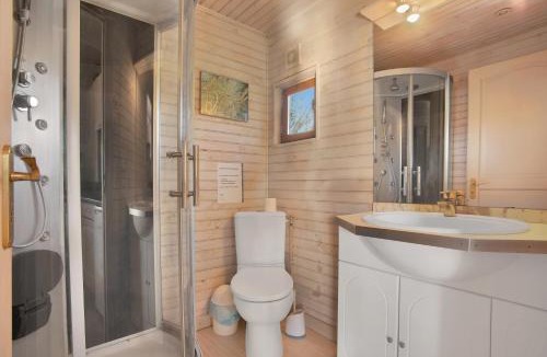 Roquebrune-sur-Argens Ski Chalet | Chalet 2 FLAMANT ROSE