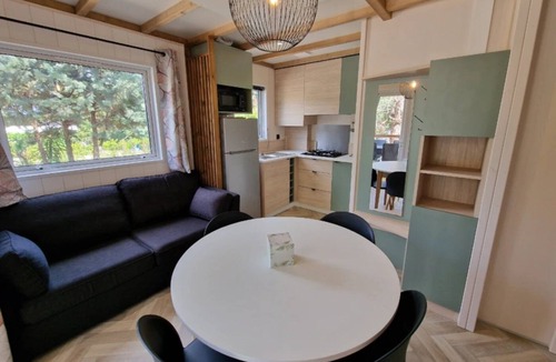 Mandelieu-La-Napoule Ski Chalet | Chalet 4 étoiles - Piscine - ccbga0i