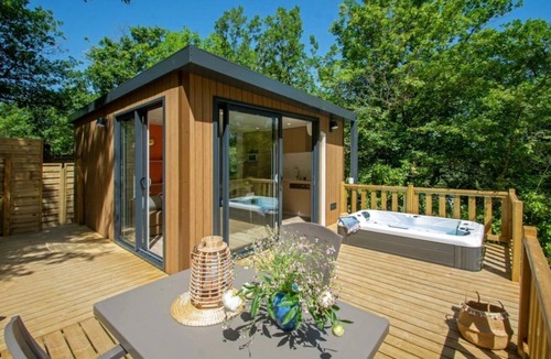 Saignon Ski Chalet | Chalet 4 étoiles - Piscine - ccbehhg
