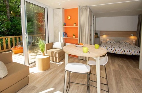Saignon Ski Chalet | Chalet 4 étoiles - Piscine - ccbehhg