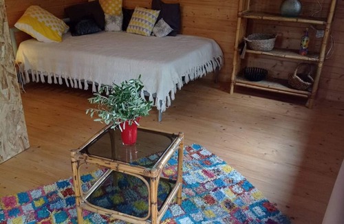Cornillon-Confoux Ski Chalet | Chalet "Chalet en Guarrigue Provençale" with Private Garden, Shared Pool & Shared Terrace