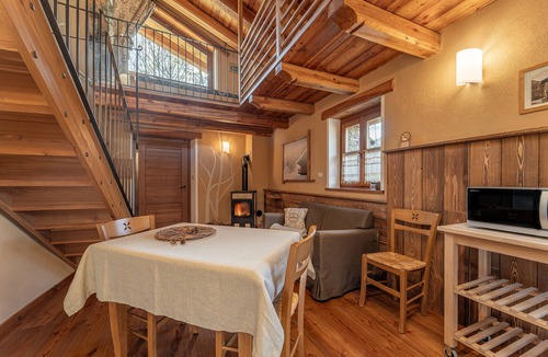 Marmora Ski Chalet | Chalet 'Civico 9' with Mountain View, Shared Garden and Wi-Fi