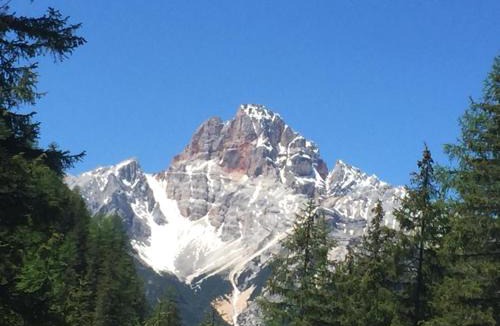 Misurina Ski Chalet | Chalet Cortina for families & friends
