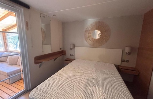 Puget-sur-Argens Apartment | Chalet in a 5-star resort with swimming pool