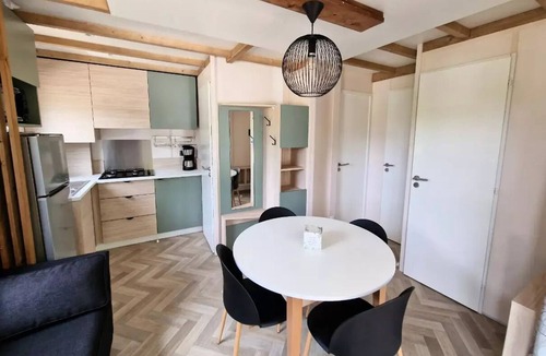 Mandelieu-La-Napoule Ski Chalet | Chalet Mimosa 2 bedrooms 4 people